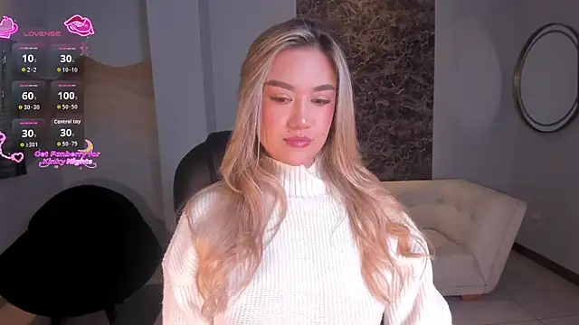 RebeccaHudson online show from 01.07.26