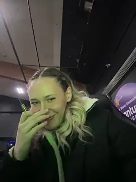 M1ssyk1ssy online show from 01.04.25