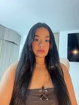 Snapshot of Aitana98_ chatting on 10.02.25 Aitana98 online show from 10.02.25