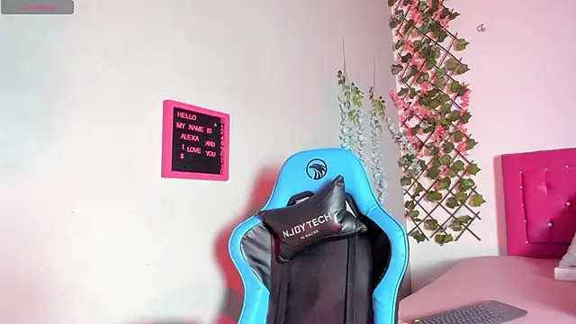 alexaa cutee online show from 01.06.25