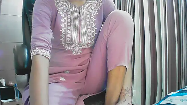 collage hoty online show from 11.20.25