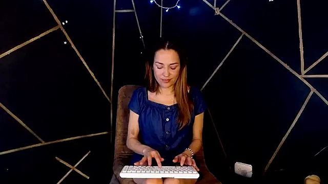 camilawm19 online show from 04.06.26