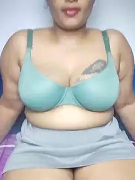 Snapshot of Blue_Zone_Sl chatting on 02.02.25 Blue Zone Sl online show from 02.02.25