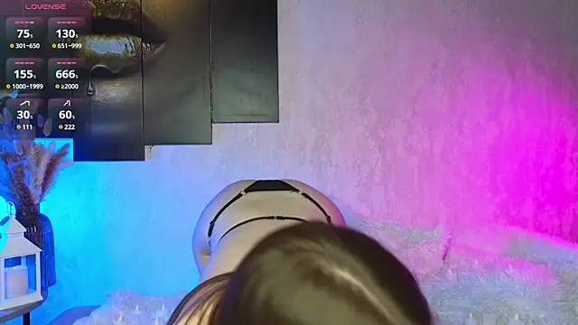 Snapshot of RandiEllett chatting on 12.10.24 RandiEllett online show from 12.10.24