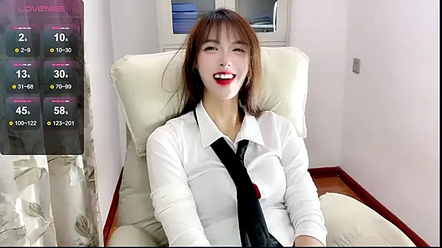 Snapshot of NINIbaby-99 chatting on 01.13.25 NINIbaby-99 online show from 01.13.25