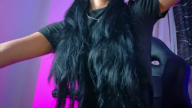 Snapshot of meggan_77 chatting on 01.11.26 meggan 77 online show from 01.11.26