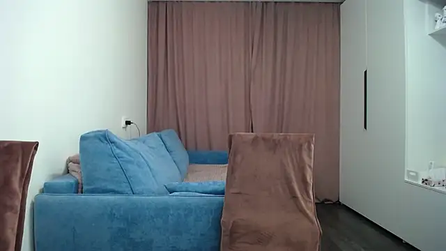 LinaSparks online show from 02.28.25