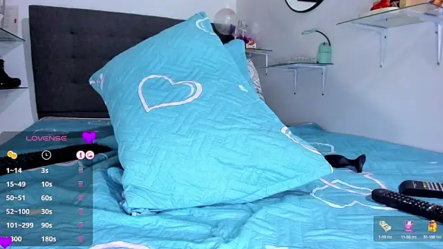 Snapshot of atenea_21_ chatting on 02.06.25 atenea 21 online show from 02.06.25