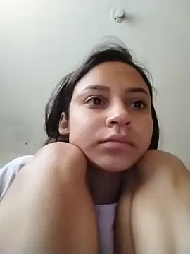 emma ambar online show from 10.31.25