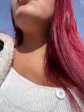 Snapshot of lia_moon77 chatting on 01.14.25 lia moon77 online show from 01.14.25