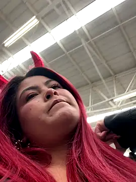 Snapshot of lia_moon77 chatting on 10.31.25 lia moon77 online show from 10.31.25