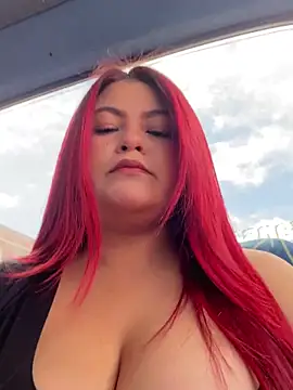 Snapshot of lia_moon77 chatting on 11.26.25 lia moon77 online show from 11.26.25