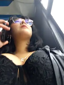 Snapshot of lara_moon25 chatting on 11.11.25 lara moon25 online show from 11.11.25