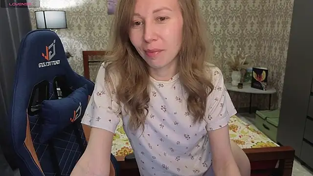 Snapshot of Lill_Mary chatting on 02.03.26 Lill Mary online show from 02.03.26