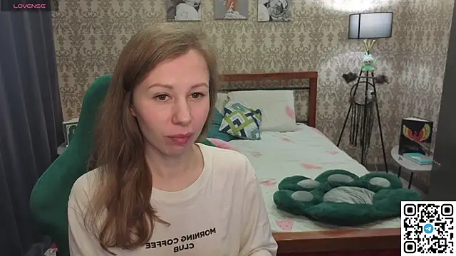 Snapshot of Lill_Mary chatting on 02.14.26 Lill Mary online show from 02.14.26