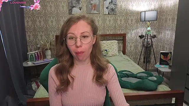 Snapshot of Lill_Mary chatting on 03.04.26 Lill Mary online show from 03.04.26