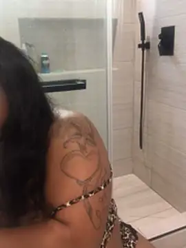 Snapshot of NovaDivine3000 chatting on 02.25.26 NovaDivine3000 online show from 02.25.26