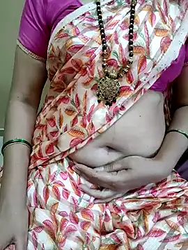 Snapshot of anuradha1432 chatting on 05.01.26 anuradha1432 online show from 05.01.26