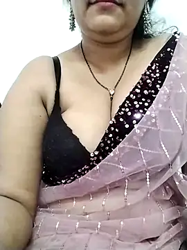 Snapshot of Nyra-23 chatting on 02.14.25 Nyra-23 online show from 02.14.25