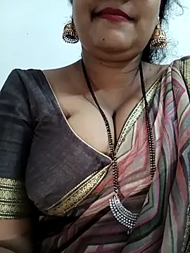 Snapshot of Nyra-23 chatting on 10.19.25 Nyra-23 online show from 10.19.25