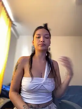 baby lizy online show from 02.17.26