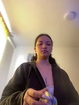 baby lizy online show from 03.18.26