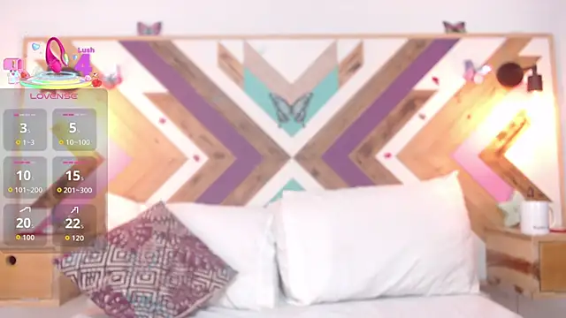 Snapshot of Katia_Wilson chatting on 09.10.25 Katia Wilson online show from 09.10.25