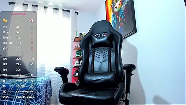 Snapshot of aronvillegas chatting on 09.17.25 aronvillegas online show from 09.17.25