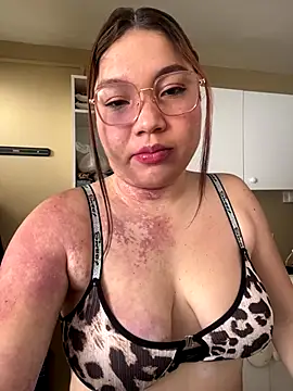 WhiteWomen online show from 10.13.25