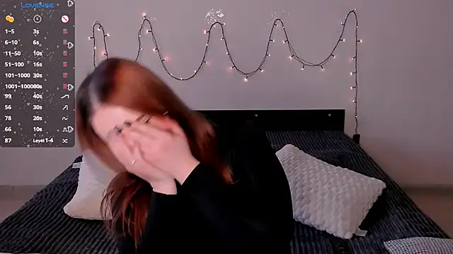 LittleKiitten online show from 01.22.25