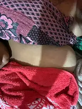 Snapshot of vic_pretynhaa chatting on 01.03.25 vic pretynhaa online show from 01.03.25