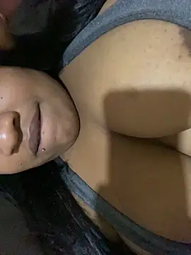 Snapshot of vic_pretynhaa chatting on 01.27.25 vic pretynhaa online show from 01.27.25