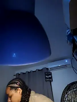 Snapshot of vic_pretynhaa chatting on 01.13.26 vic pretynhaa online show from 01.13.26