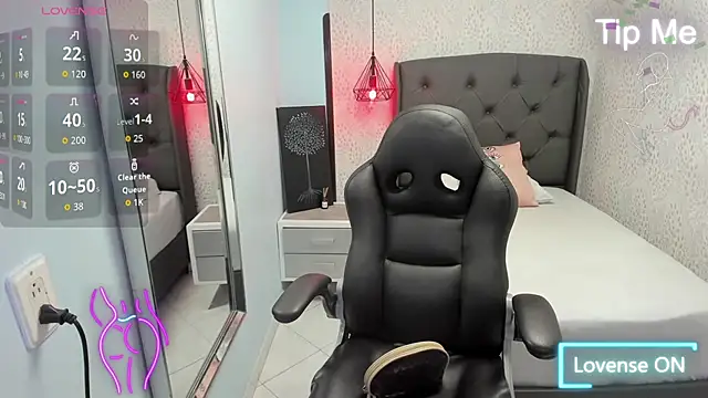 MAGNOLEROY online show from 10.11.25