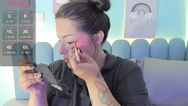 curvy rousi online show from 10.28.25