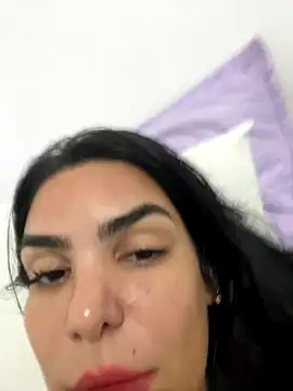 Snapshot of MARYADSUARD chatting on 10.10.25 MARYADSUARD online show from 10.10.25