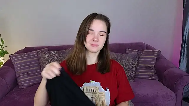 LindaRobertz online show from 01.18.25