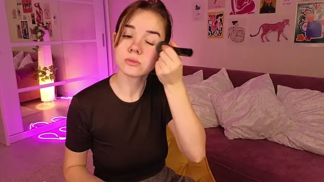 LindaRobertz online show from 03.10.25