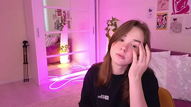 LindaRobertz online show from 03.21.25