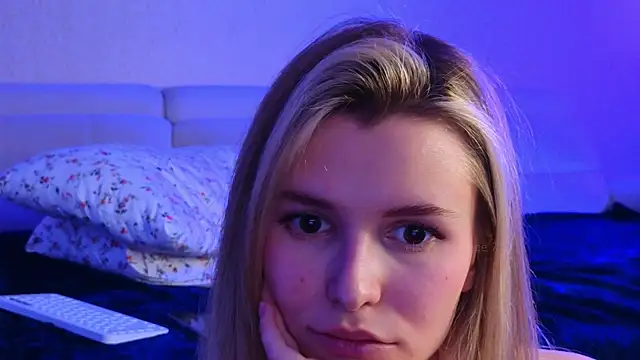 elsa limerence online show from 01.07.25