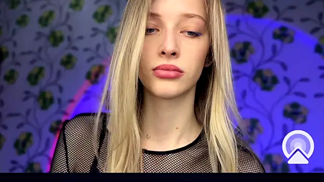 Evvie Summn1 online show from 12.14.25