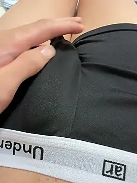 Snapshot of toooom845 chatting on 10.10.25 toooom845 online show from 10.10.25