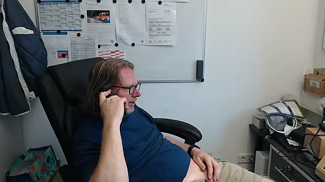 Snapshot of VSteph chatting on 06.02.26 VSteph online show from 06.02.26