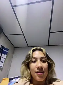 Snapshot of nina_carther chatting on 03.02.25 nina carther online show from 03.02.25