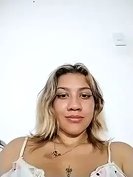 Snapshot of nina_carther chatting on 03.08.25 nina carther online show from 03.08.25