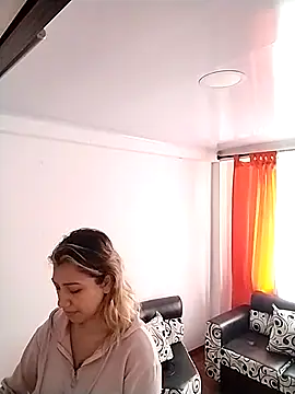 Snapshot of nina_carther chatting on 03.08.25 nina carther online show from 03.08.25