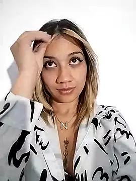 Snapshot of nina_carther chatting on 03.08.25 nina carther online show from 03.08.25