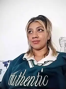 Snapshot of nina_carther chatting on 03.11.25 nina carther online show from 03.11.25