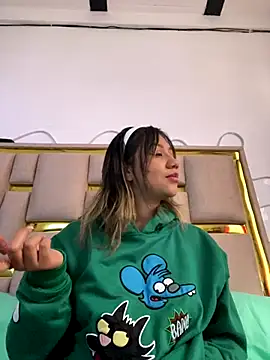 Snapshot of nina_carther chatting on 10.15.25 nina carther online show from 10.15.25