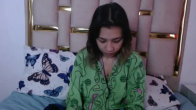 Snapshot of nina_carther chatting on 11.11.25 nina carther online show from 11.11.25